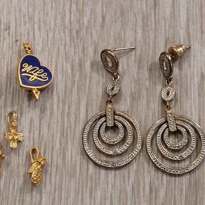 Vintage Earrings, Pendants & Pin