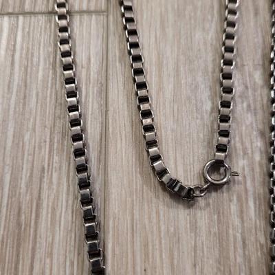 (2) Fashion Necklaces - Long Box Chain and Beaded Collar Style
