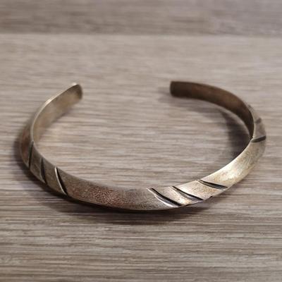 Native American Sterling Old Pawn Cuff Bracelet