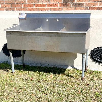 METAL MASTERS COMPANY ~ 3 Compartment Stainless Steel Sink
