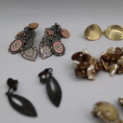 Costume Jewelry Clip On Earrings (50 Pairs)
