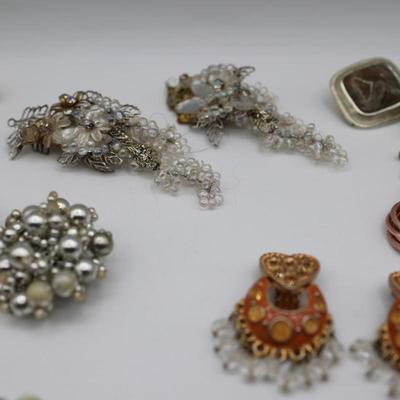 Costume Jewelry Clip On Earrings (50 Pairs)
