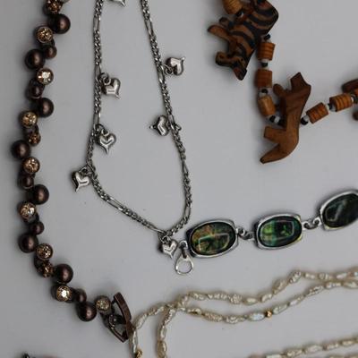 Variety of Necklaces & Bracelets (24)