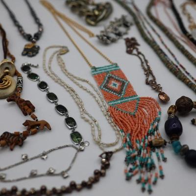 Variety of Necklaces & Bracelets (24)