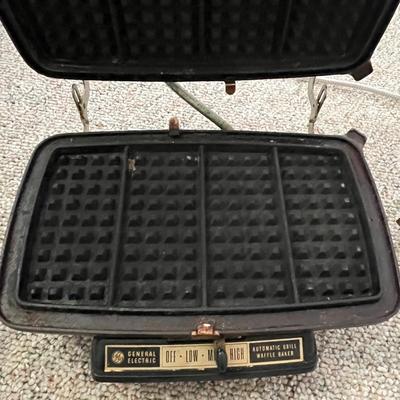 Vintage General Electric Waffle Baker