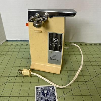 Vintage GE Can Opener