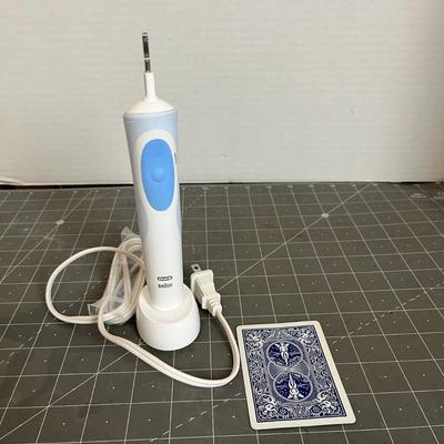 Oral-B Electric Toothbrush