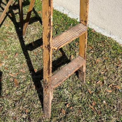 Antique 4â€™ Wood Ladder