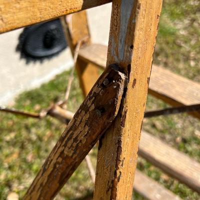 Antique 4â€™ Wood Ladder