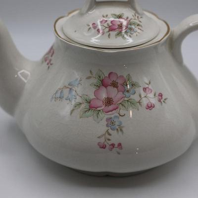 Fine Earthenware Teapot