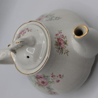 Fine Earthenware Teapot