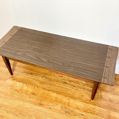 R. BLITZ FURNITURE ~ Vtg. MCM Solid Wood Inlaid Coffee Table