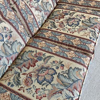 LA-Z-BOY ~ Queen Size Tufted Sofa Sleeper