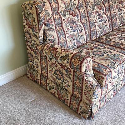 LA-Z-BOY ~ Queen Size Tufted Sofa Sleeper