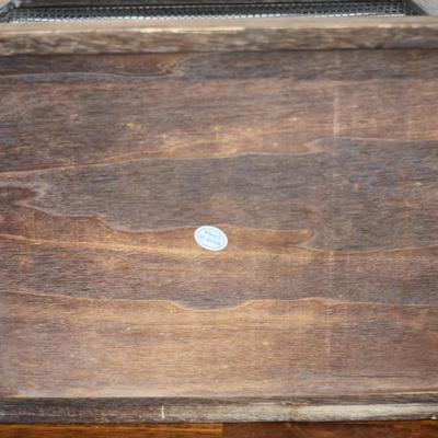 Rustic Wood & Wire Decorative Nesting Storage Basket (2)