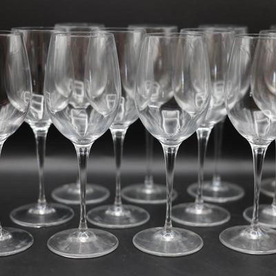 Twelve Stem Wine Glasses (12)