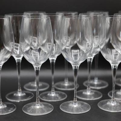 Twelve Stem Wine Glasses (12)
