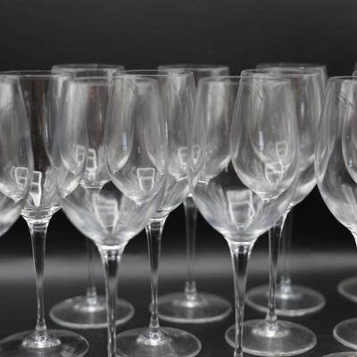 Twelve Stem Wine Glasses (12)