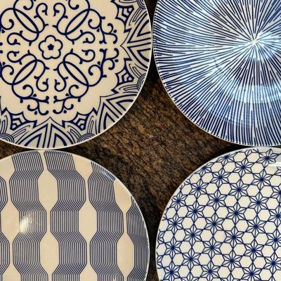 Baum Blue & White Dish Set