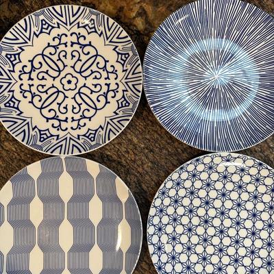 Baum Blue & White Dish Set