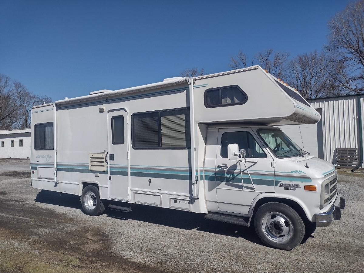 Chevy Flyer Rv 1996 Chevy 350 Majestic Flyer RV with Less Than 38,000 Original Miles ...