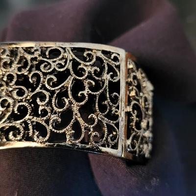 Eagle Bangle