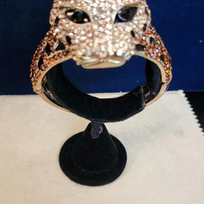 Big Cat Leopard Clamper Bracelet