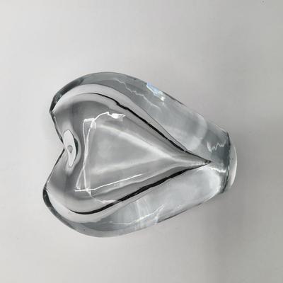 Clear Glass 4.5" Heart Shaped Paperweight or Bud Vase