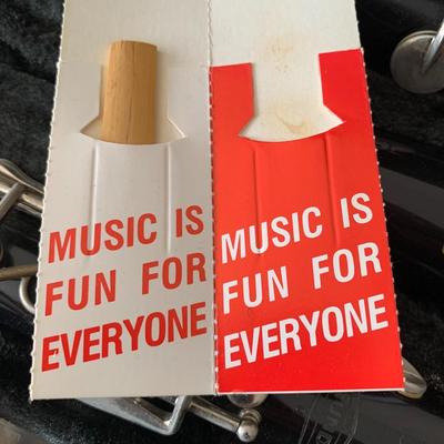 Vintage Beginners Used Selmer Bundy Clarinet w Hard Case