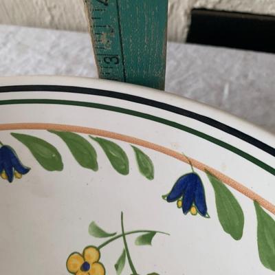 William Sonoma Rooster large pasta bowl 13" diameter