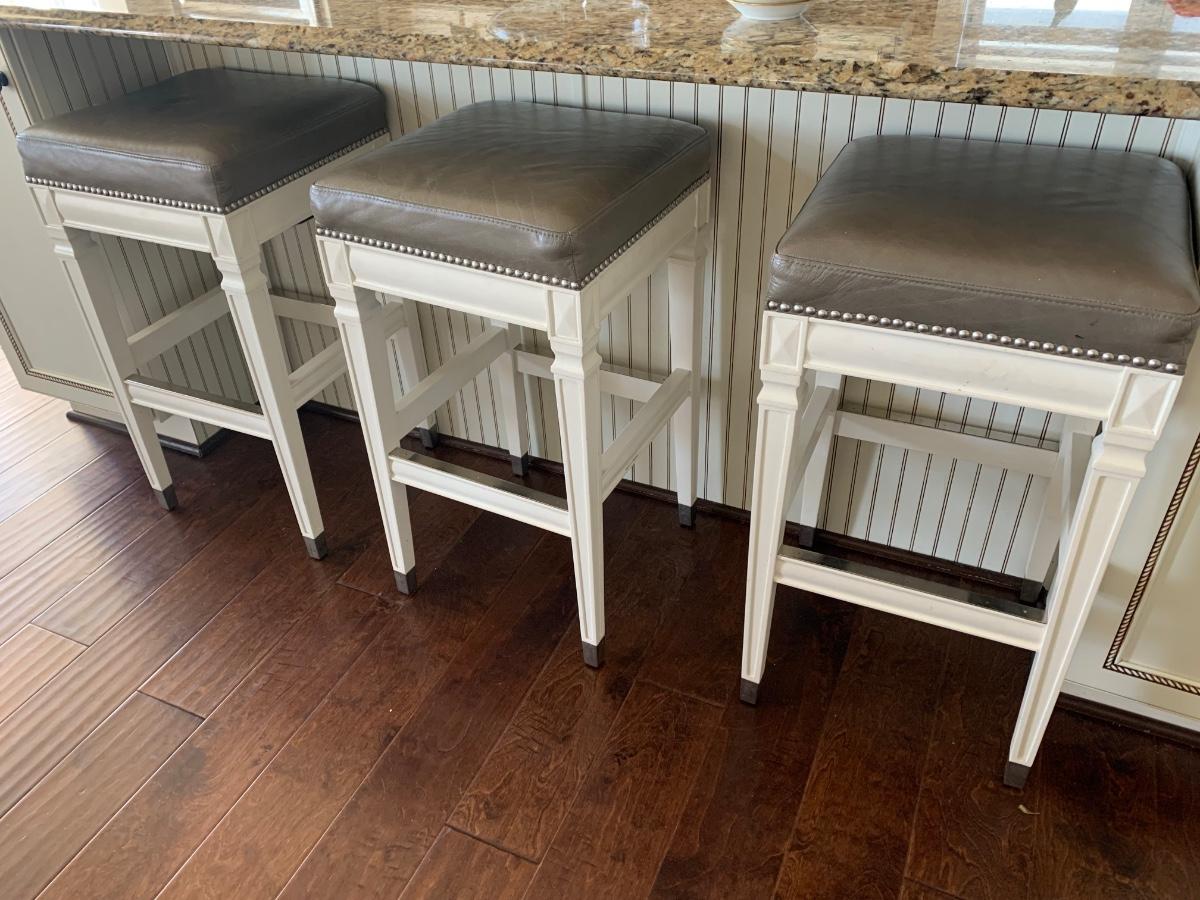 Used frontgate bar discount stools