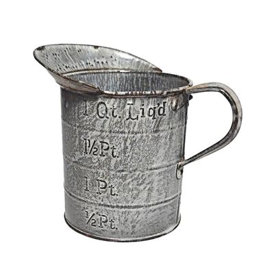 Vintage Enamel Graniteware 1 Quart Measuring Cup