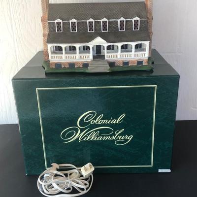 LOT 7X: 1998 Lang & Wise Collectibles Colonial Williamsburg #11 