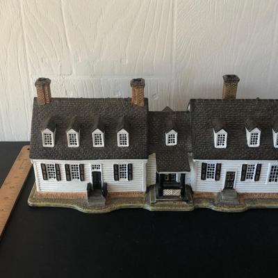 LOT 8X: 2000 Lang & Wise Collectibles Colonial Williamsburg #13 