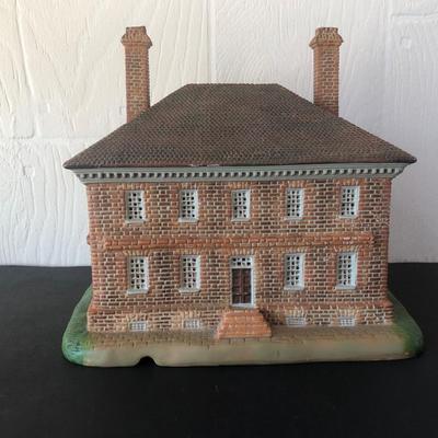 LOT 9X: 1997 Lang & Wise Collectibles Colonial Williamsburg #4 