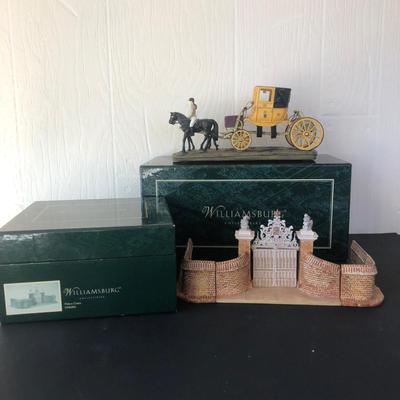LOT 14X: Colonial Williamsburg Collectibles w/ Boxes - 2003 Palace Gates (0506006) & 2005 Wythe Carriage (0506020)