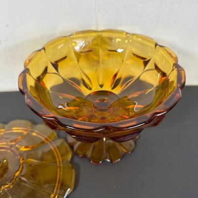 LOT 130L: Vintage Amber Glass Candy Bowls - Fenton, L. E. Smith Moon And Stars & More