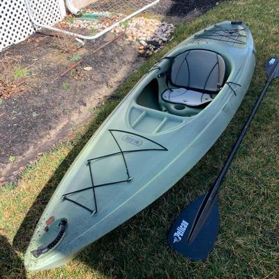 Field & Stream Blade Green Kayak w/ Pelican Paddle