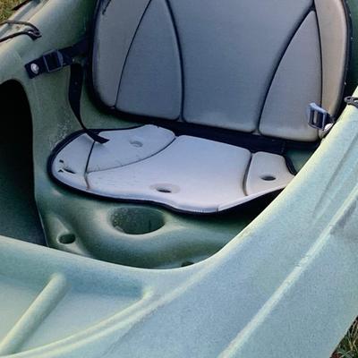 Field & Stream Blade Green Kayak w/ Pelican Paddle