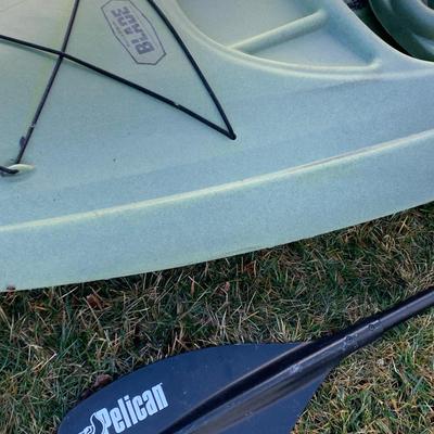 Field & Stream Blade Green Kayak w/ Pelican Paddle