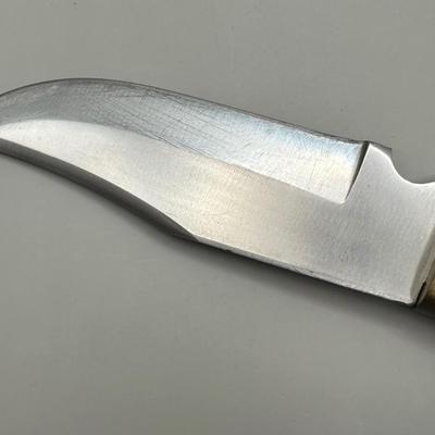 Arthur Fulmer Hunting Knife With Designed Blade & Leather Sheath