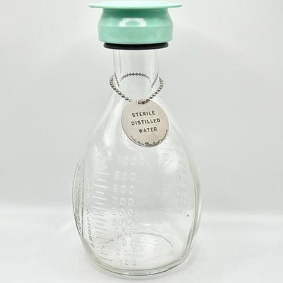 MACBICK ~ Vtg Glass Beaker