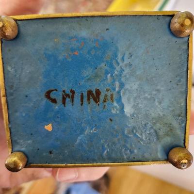 Vintage Chinese Cloisonne Lidded Trinket Box