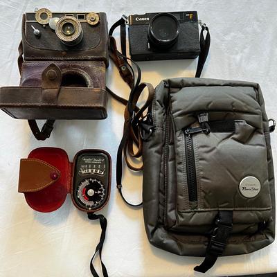 U724 Canon A35F & Vintage Argus Cintar F35 Cameras