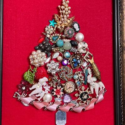 Framed Jewelry Christmas Tree