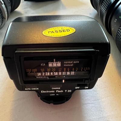U725 Olympus OM-2N Camera Lot w/ Attachments & Accessories