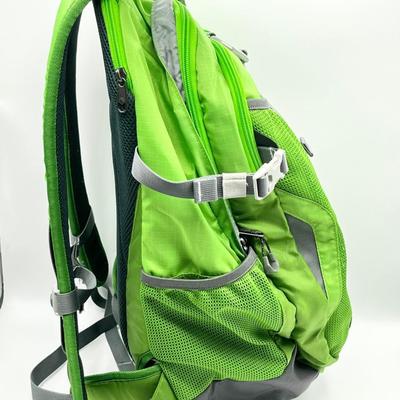 EAGLE CREEK ~ Lightweight Packable Hiking Backpack