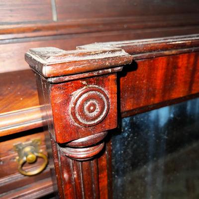 732 Antique Mahogany Mirror