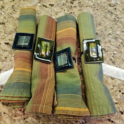 Assortment of Placemats, Napkins and Napkin Rings (DR-DW)