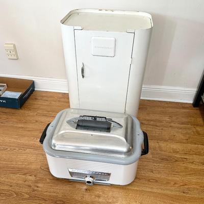 WESTINHOUSE ~ Roaster With Stand ~ Circa 1950â€™s